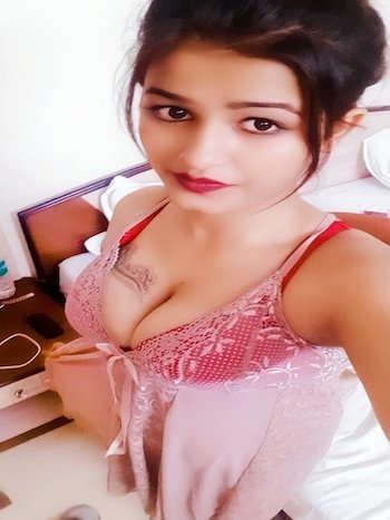 Busty Alpha 1, Greater Noida call girls